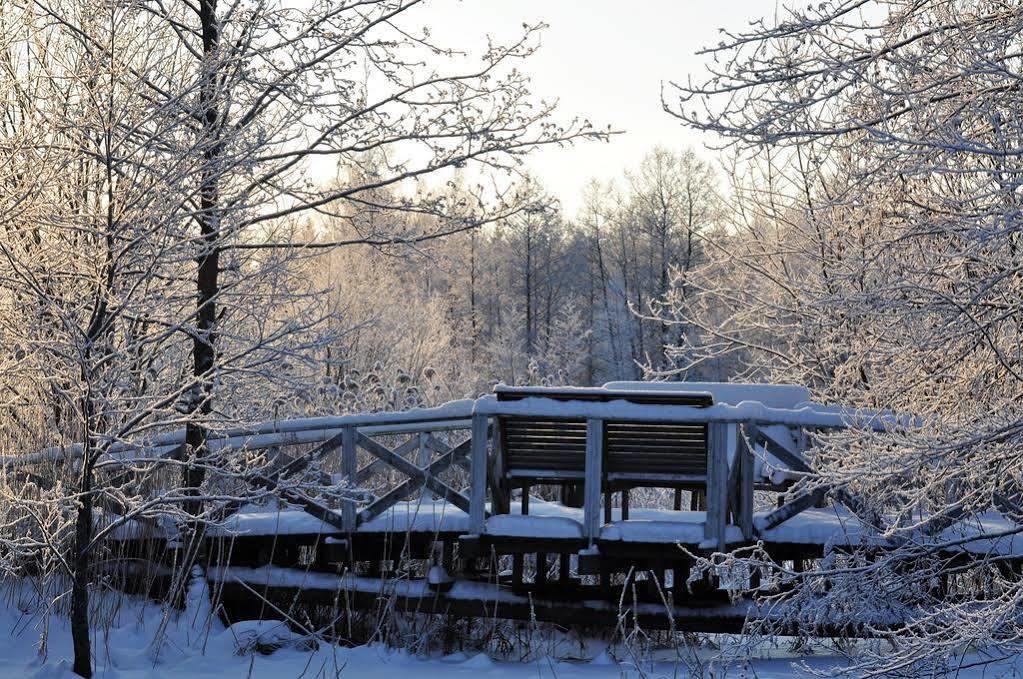 Hotel Hanhi Lapinjarvi Exterior photo